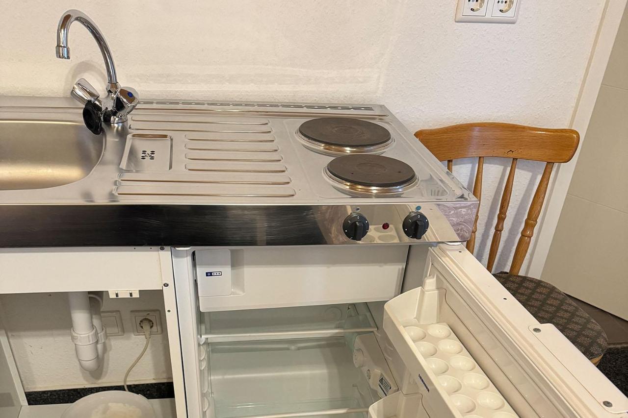 One Room Apartment In Bergisch Gladbach Dış mekan fotoğraf